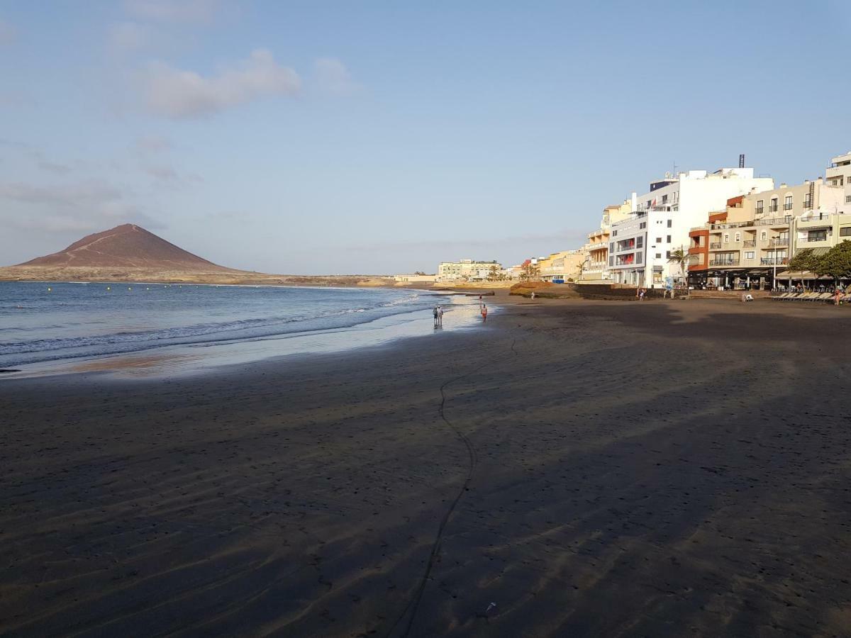 אל מדאנו Alquilaencanarias-Medano Los Martines Beachfront A מראה חיצוני תמונה